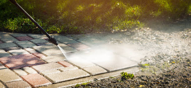 Best Pool Deck Cleaning in Muenster, TX