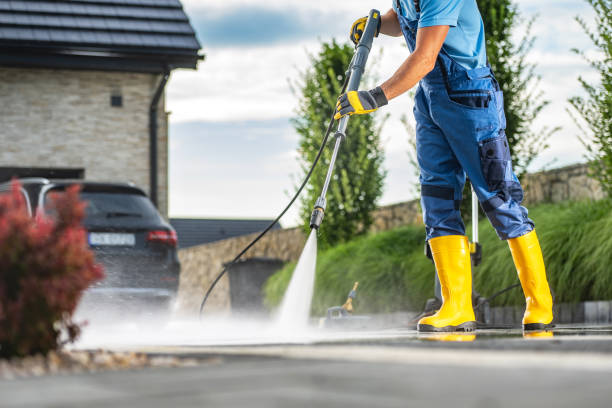Best Driveway Cleaning and Restoration in Muenster, TX